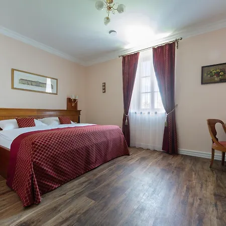 Pod Krasnou Horou Guest house Benesov nad Cernou