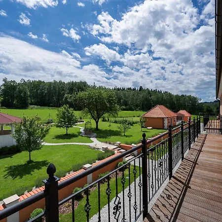 Pod Krasnou Horou Guest house