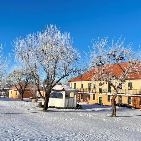 Pod Krásnou Horou Affittacamere Benesov nad Cernou